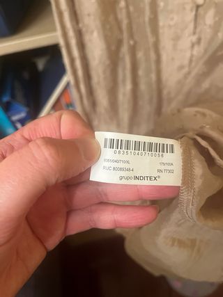 Camisa Zara plumeti beige Escotada Nunca usada