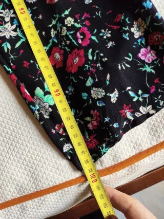 Pantalón estampado floral