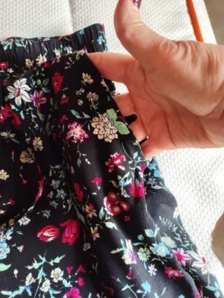 Pantalón estampado floral