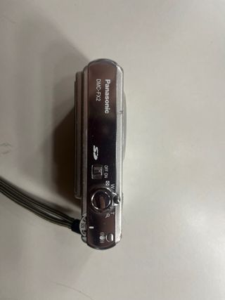 Cámara Digital Panasonic Lumix DMC-FX2 Plata