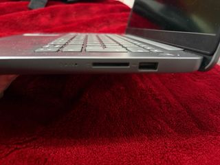 Lenovo IdeaPad 3-14ITL6 Plata