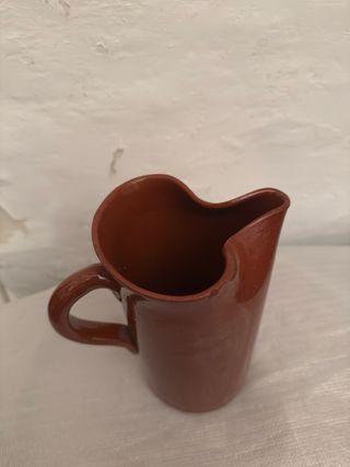 Jarra de barro rústica/vintage