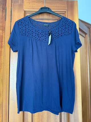 Camiseta azul marino