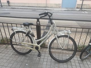 Bicicleta Holandesa Blanca