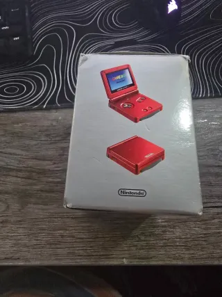 Caja Game Boy Advance SP Flame Red roja