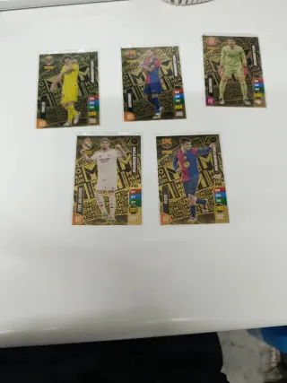 Lote 5 cromos fútbol Momentum