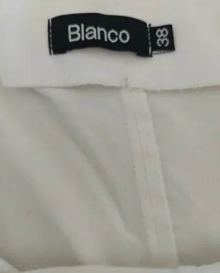 Vestido blanco con rayas