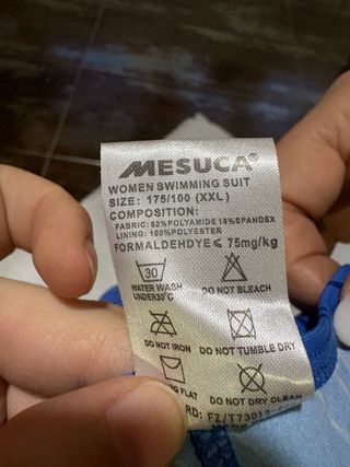 Bañador natación MESUCA azul y negro