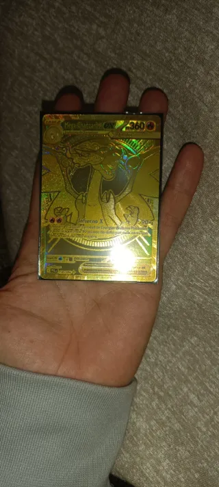 Carta Pokémon Mega Charizard X EX Dorada