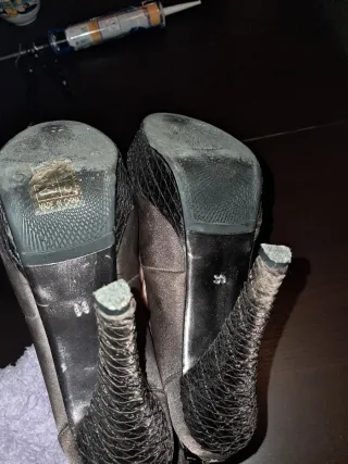 Zapatos de tacón negros talla 39