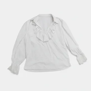 Camisa clásica blanca con volantes y puños