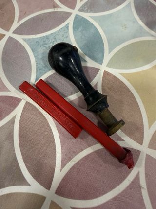 Sello antiguo de lacre