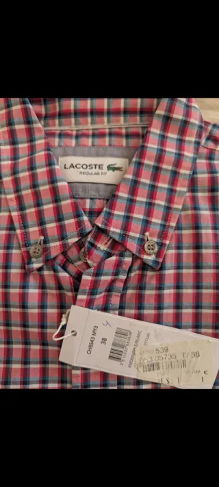 Camisa Lacoste original a estrenar.
