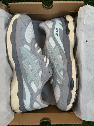Asics Gel NYC Gris Blanco
