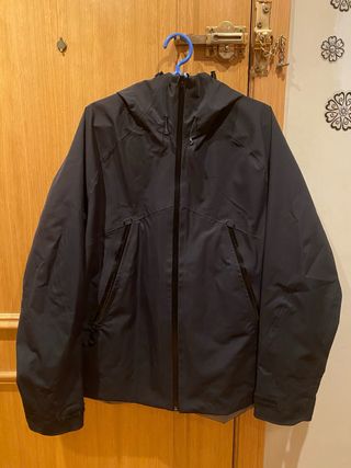 Chaqueta Impermeable Quechua Negra