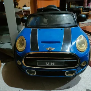Coche eléctrico infantil Mini azul