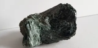 Actinolite cristallizzata gr 544