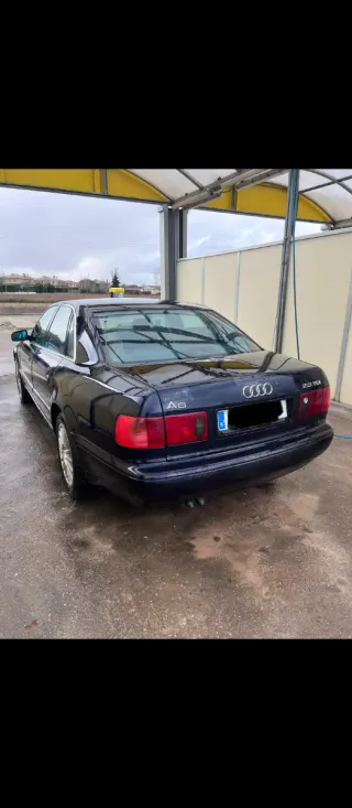 Audi A8 1999