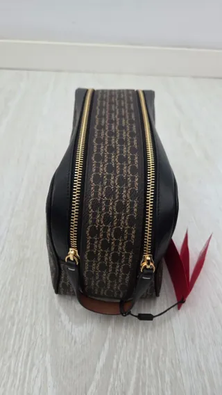 Neceser/estuche maquillaje Carolina Herrera Logo