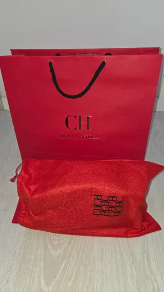 Neceser/estuche maquillaje Carolina Herrera Logo