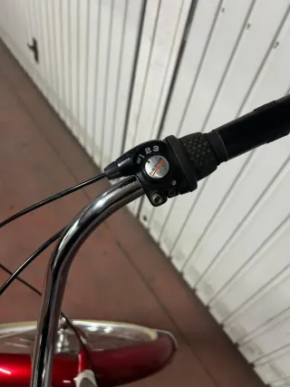 Bicicleta Electra Super Deluxe Roja