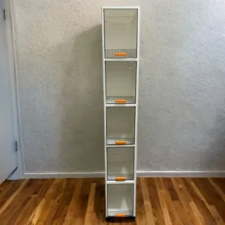 Portaoggetti con ruote