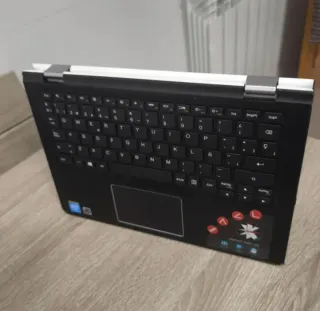 Lenovo Yoga 300 Portátil Negro