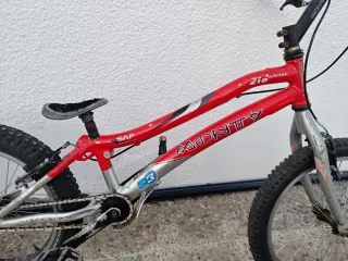 Bicicleta Monty 218 Kamel Trial Roja