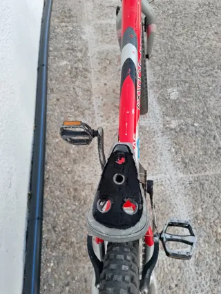 Bicicleta Monty 218 Kamel Trial Roja