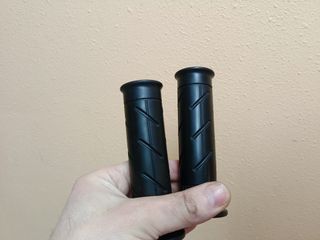 puños y caña gas suzuki gsxr 1000 k5 k6 despiece