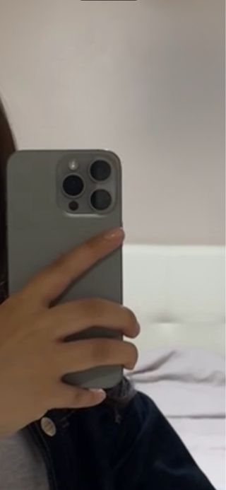 iPhone 15 Pro Max Gris