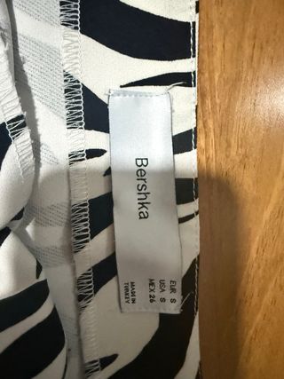 Falda Bershka estampado cebra