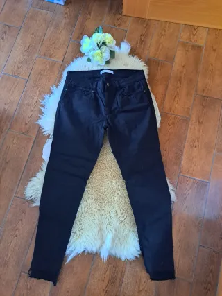 Pantalones Zara negros y azules