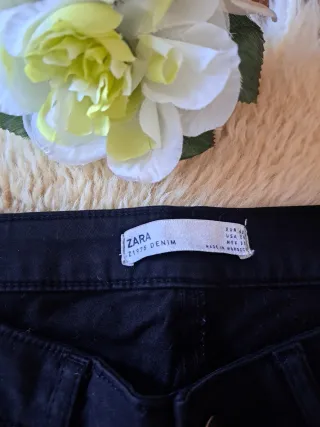 Pantalones Zara negros y azules