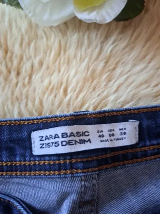 Pantalones Zara negros y azules