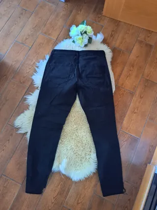 Pantalones Zara negros y azules