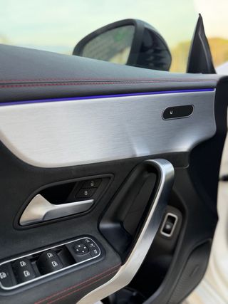 Mercedes-Benz CLA 200 AMG 2022