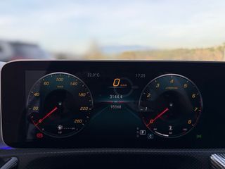 Mercedes-Benz CLA 200 AMG 2022