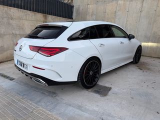 Mercedes-Benz CLA 200 AMG 2022