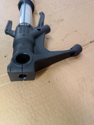 Barra CB650R CBR650 derecha horquilla suspension