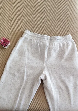 Pantalón de chándal gris