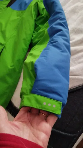 Abrigo Icepeak azul y verde