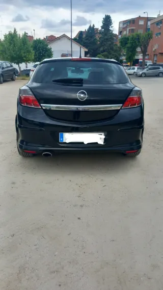 Opel Astra 2010
