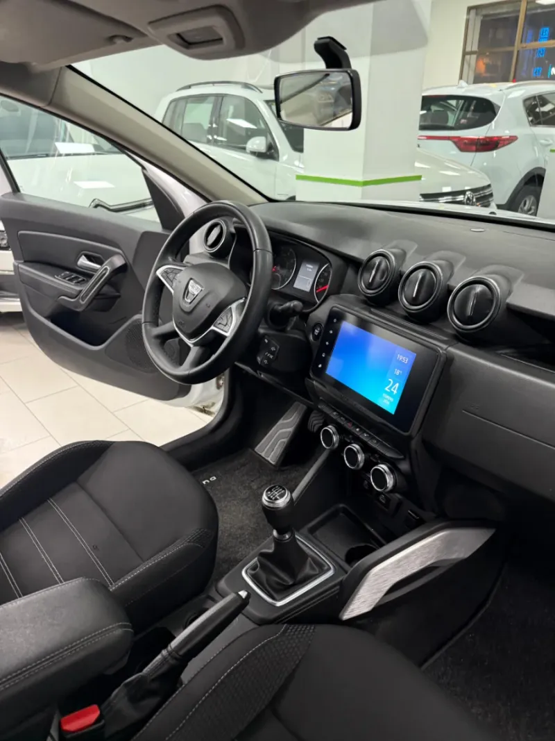 Dacia Duster 2022, foto 10