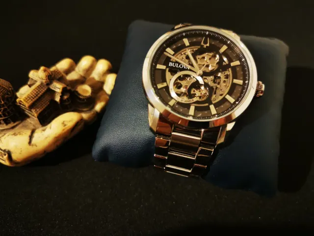 Reloj Bulova Sutton Skeleton Automático impecable
