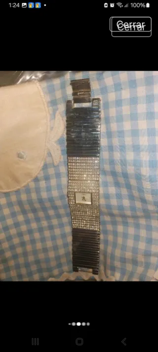 Reloj de pulsera con brillantes