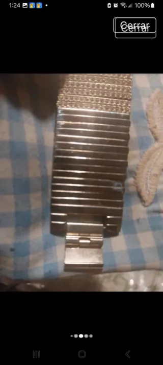 Reloj de pulsera con brillantes