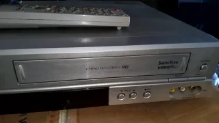 Reproductor DVD y VHS Samsung SV-DVD3E
