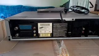 Reproductor DVD y VHS Samsung SV-DVD3E