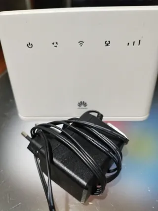 Huawei B311-221 Router WiFi 4G